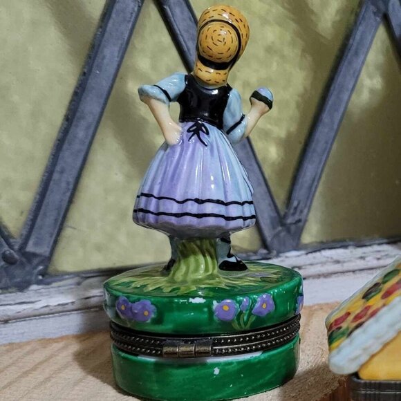 Vintage Porcelain Hinged Jewelry Trinket Box - Toulouse Country Girl & Violets - Picture 5 of 10